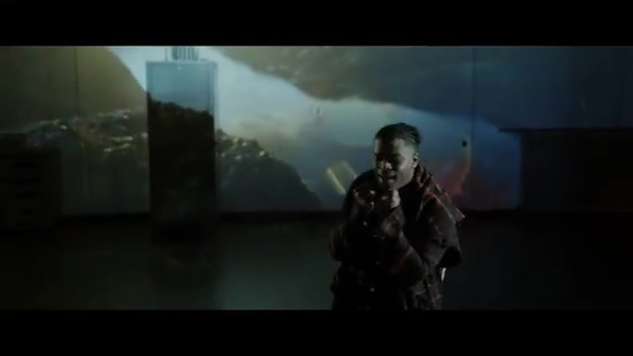 Joshua Newton x De Koninklijke Landmacht - Liefde - medium